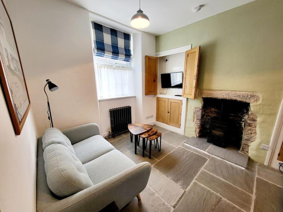 8 Duke Street - Launceston Cornwall Bagian luar foto
